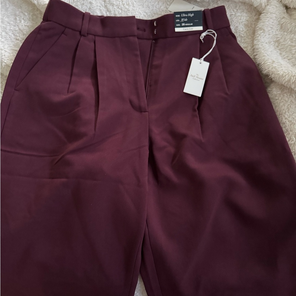 Abercrombie & Fitch Cream Women's Pants - Picture 4 of 4